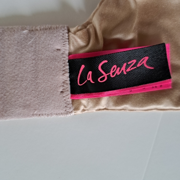 Women's Bra - Picture 3 of 4